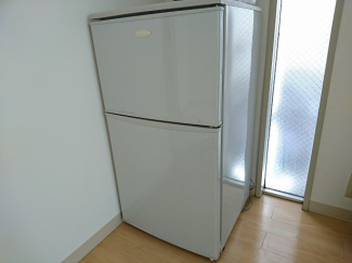 備付の冷蔵庫です。（残置物）