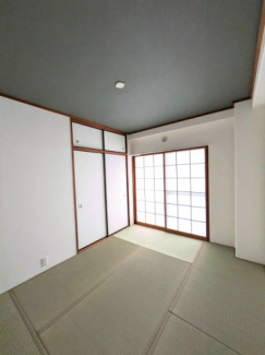 明るい和室です