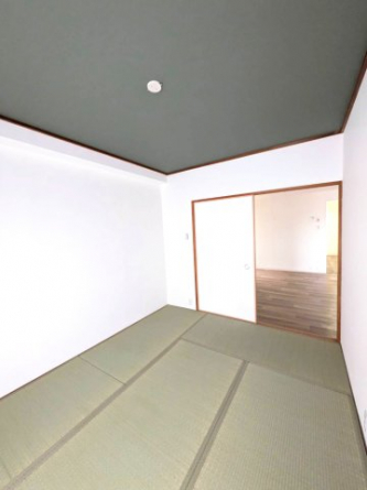 来客時にも便利な和室付き