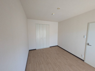 ゆったりした洋室です