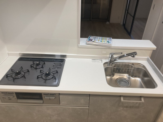 キッチンでお料理をお楽しみください