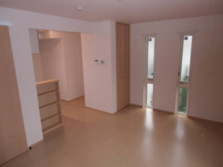 ゆったり過ごせる居間です