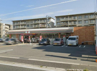 セブンイレブン姫路天神2丁目店まで570m