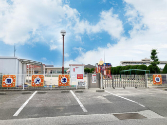 新居浜南沢津保育園まで573m