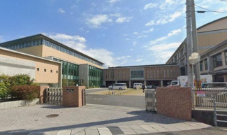 港南中学校まで2110m