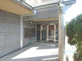 清潔感のあるエントランス