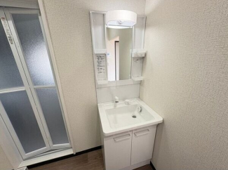 【洗面所】