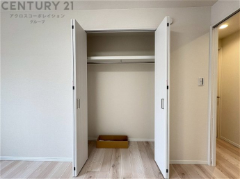 クローゼット収納