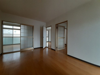 【居間・リビング】