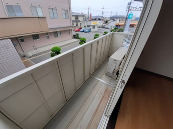 【バルコニー】