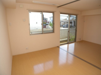 【居間・リビング】