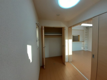 【居間・リビング】