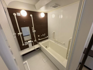 近江八幡市桜宮町の店舗事務所の画像