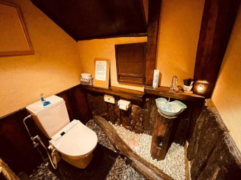 近江八幡市西本郷町東の店舗一部の画像