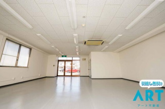 松山市森松町の店舗一部の画像