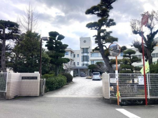 西条市立周布小学校まで2152m