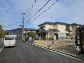 【前面道路含む現地写真】