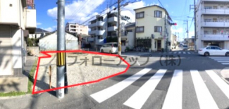 前面道路含む現地写真です