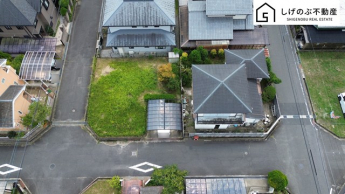 建築条件なし
約132坪
角地
前面道路　6ｍ以上あり♪