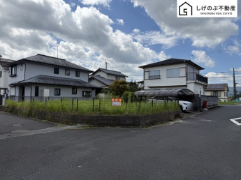 建築条件なし
約132坪
角地
前面道路　6ｍ以上あり♪