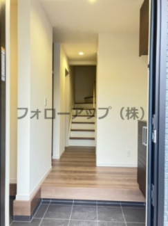 落ち着いた玄関です