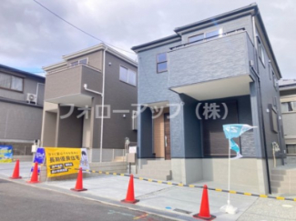 前面道路含む現地写真です