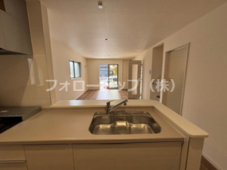 コンパクトなキッチンで掃除もラクラク