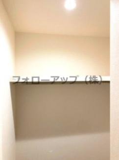 たっぷりとした収納スペースです