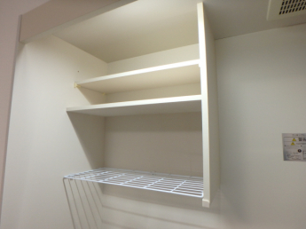 キッチン上部収納スペース