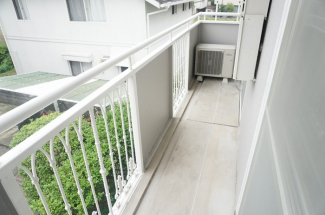 【バルコニー】