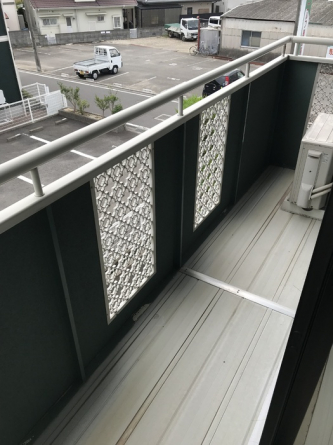 【バルコニー】