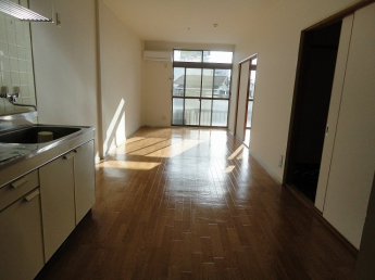 【居間・リビング】