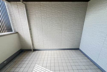 【バルコニー】