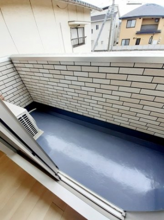 【バルコニー】