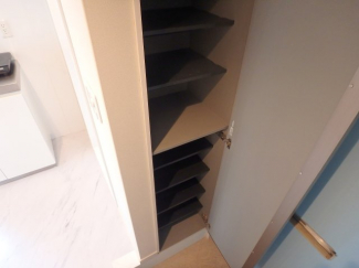 玄関収納