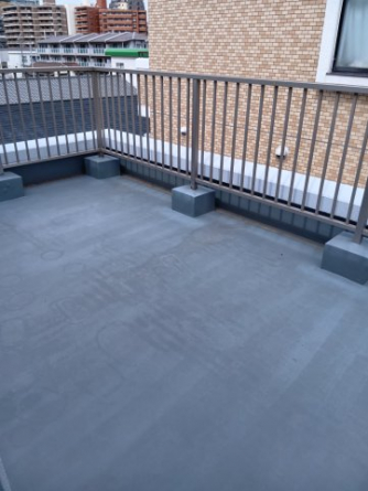 【バルコニー】