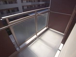 【バルコニー】