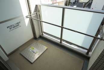 【バルコニー】