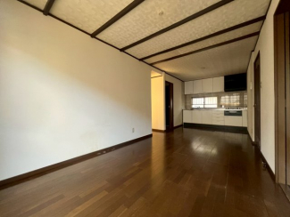 【居間・リビング】