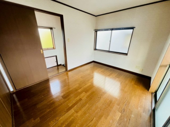 【居間・リビング】