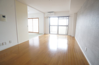 【居間・リビング】