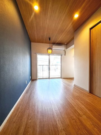 【居間・リビング】