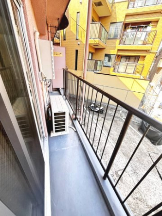 【バルコニー】