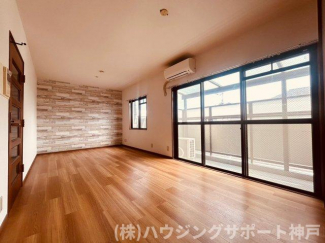 【居間・リビング】