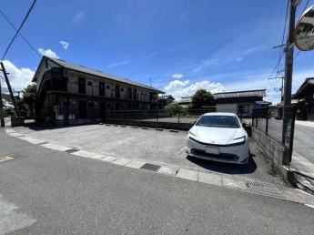 犬上郡甲良町大字北落の駐車場の画像