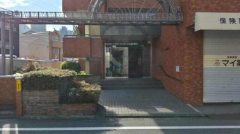 松山市喜与町１丁目の中古マンションの画像