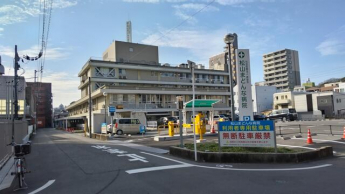 社会医療法人真泉会松山まどんな病院まで38m
