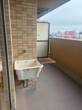 【バルコニー】