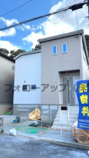 前面道路含む現地写真です