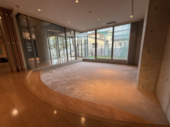 【居間・リビング】